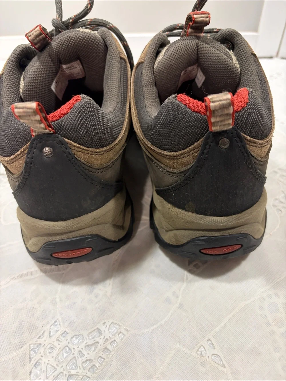 Columbia Brown Outdoor Hiking Shoes - Rugged Trail Performance